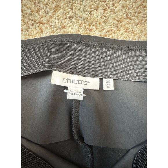 CHICOS Woman's Black Dress Pants size 2.5, Stretchy with Wide Waistband - Picture 5 of 11